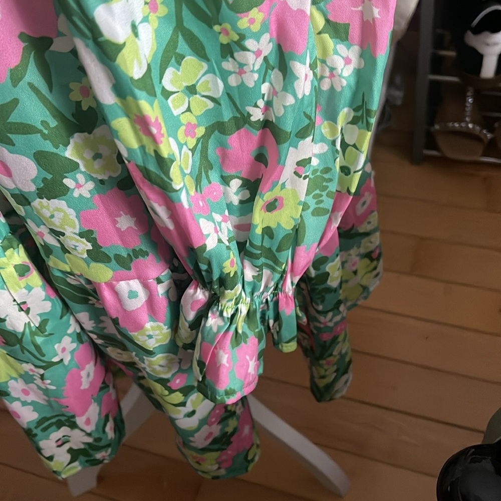 Twisted Wunder Dress View 4